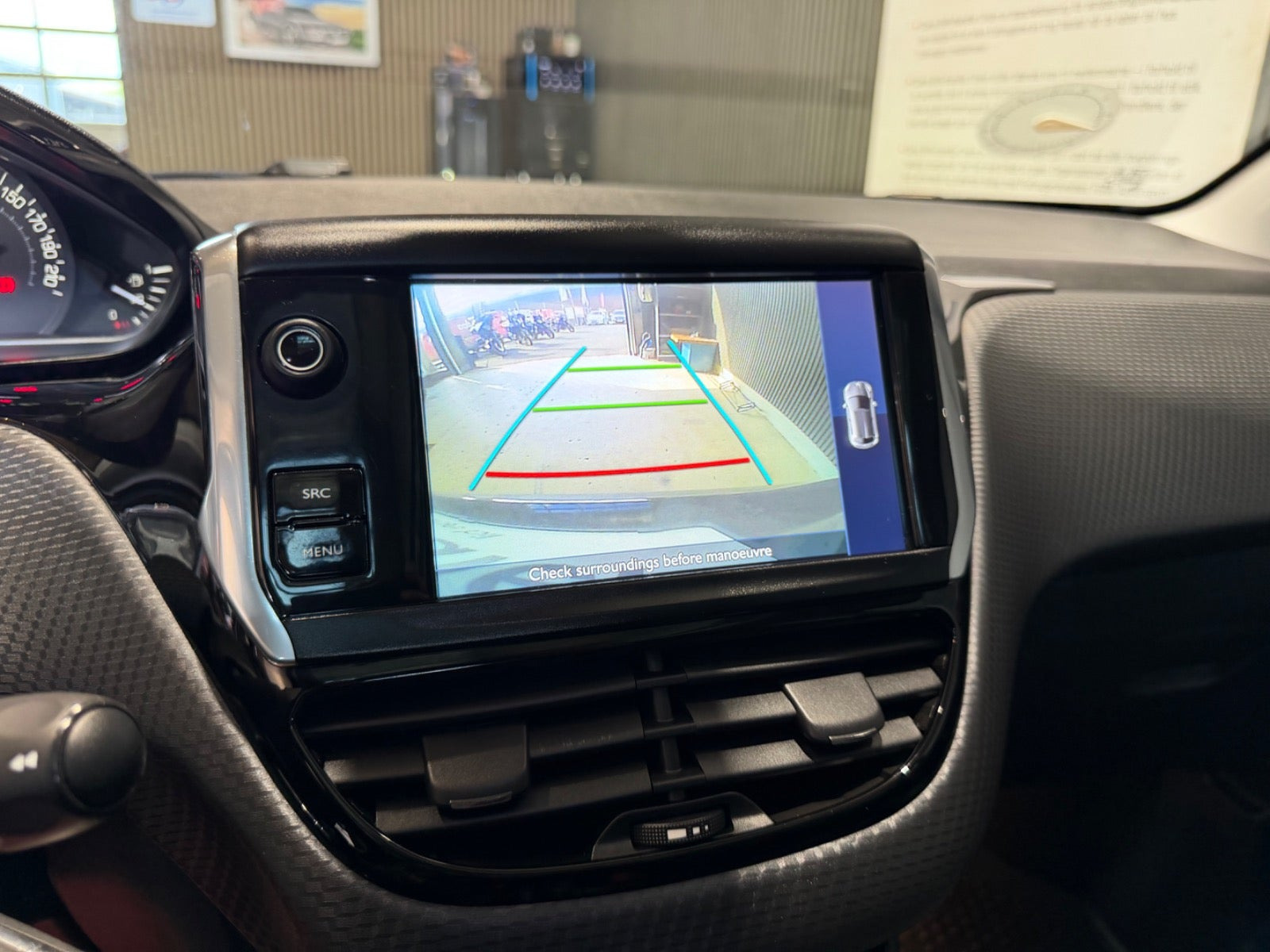 Sort Peugeot 208 fra 2017