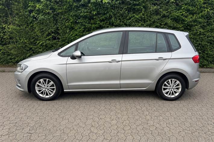 undefined VW Golf Sportsvan fra 2014