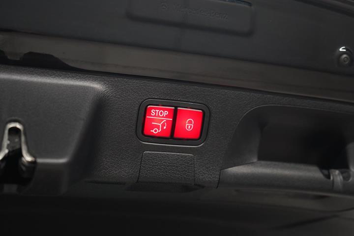 Sort Mercedes CLA250 e fra 2023