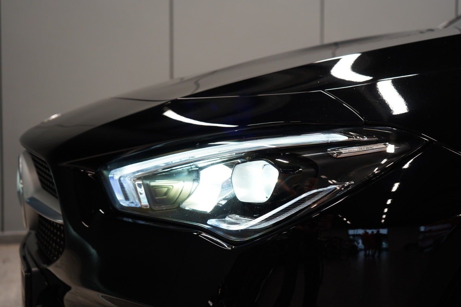 Sort Mercedes CLA250 e fra 2023