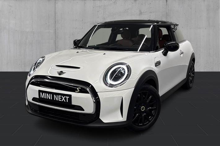 Hvid Mini Cooper SE fra 2023