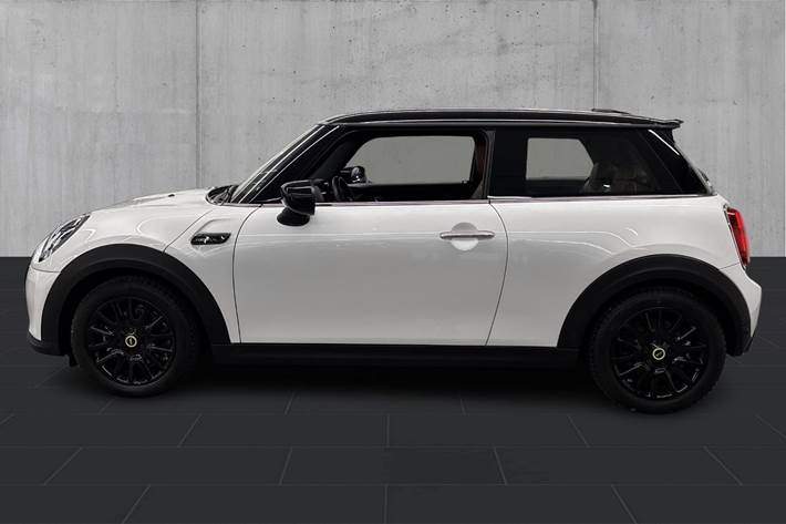 Hvid Mini Cooper SE fra 2023