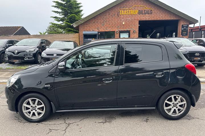 undefined Mitsubishi Space Star fra 2015