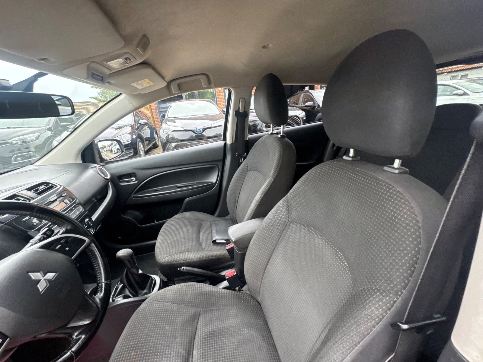 undefined Mitsubishi Space Star fra 2015