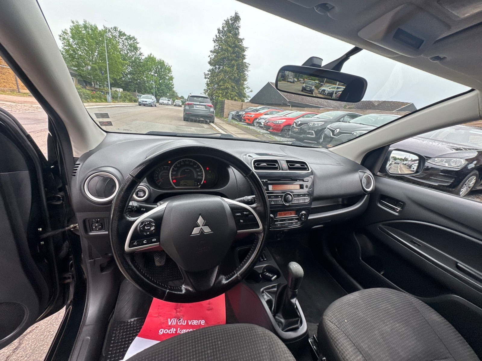 undefined Mitsubishi Space Star fra 2015