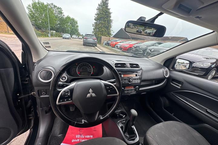 undefined Mitsubishi Space Star fra 2015