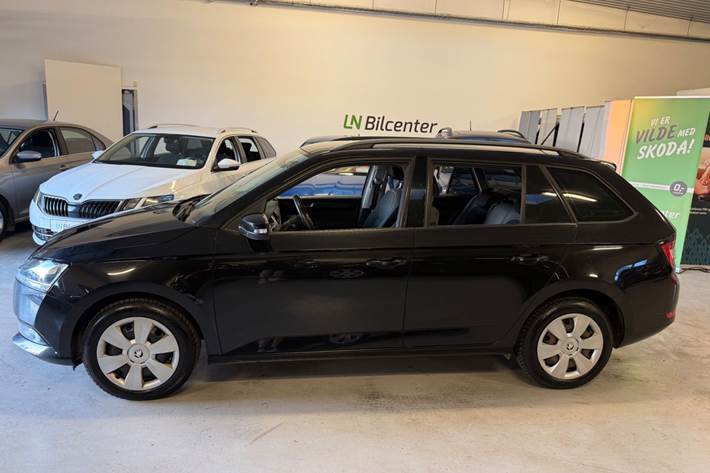 Sort Skoda Fabia fra 2019