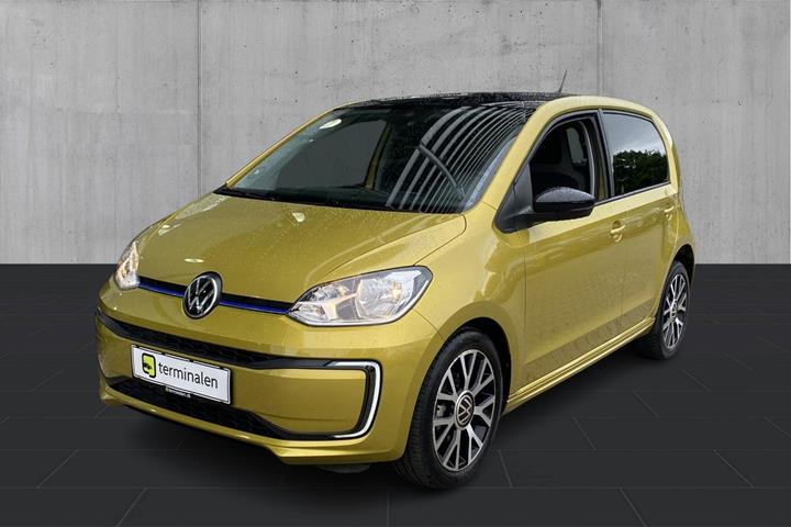 Gul VW E-UP! fra 2021 set udefra