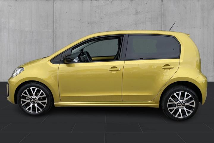 Gul VW E-UP! fra 2021