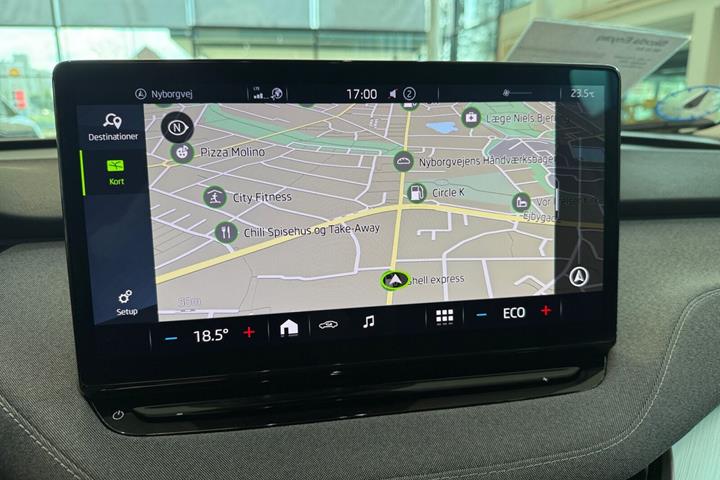 Grøn Skoda Enyaq fra 2022