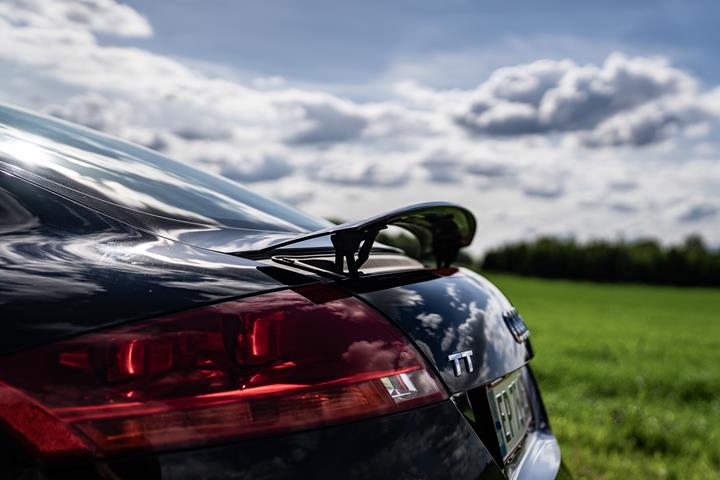 Sort Audi TT fra 2007