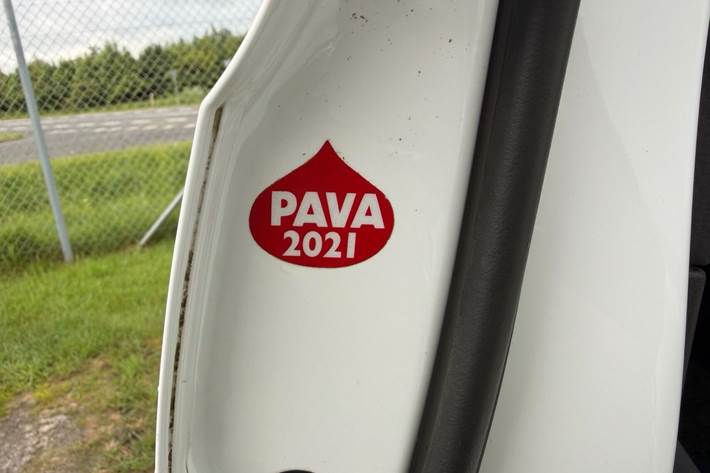 Hvid VW Touran fra 2019