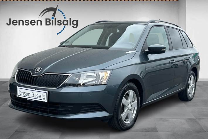 Grå Skoda Fabia fra 2017