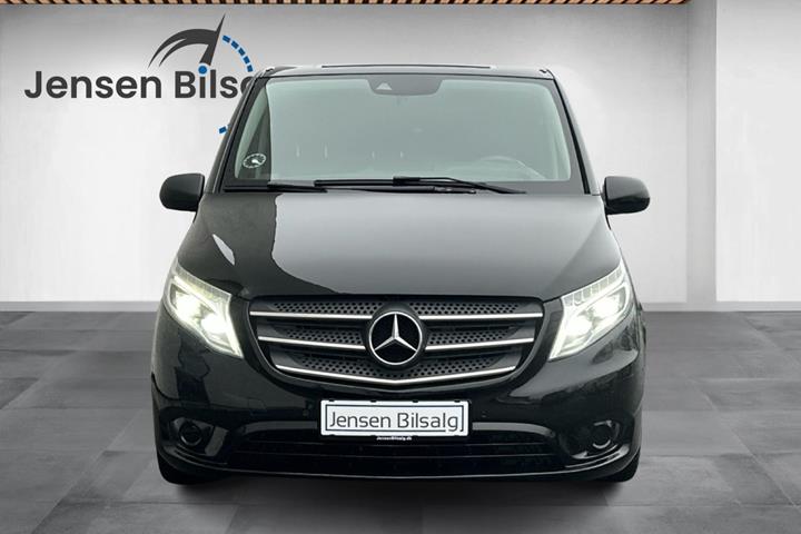 Sort Mercedes Vito 116 fra 2018
