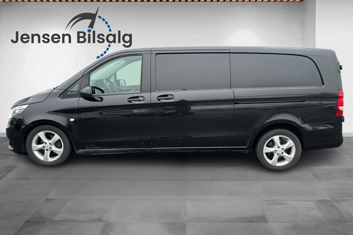 Sort Mercedes Vito 116 fra 2018