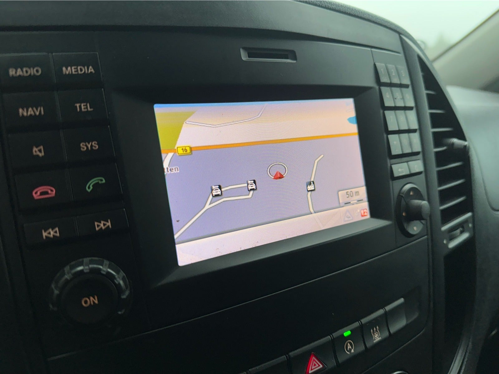 Sort Mercedes Vito 116 fra 2018