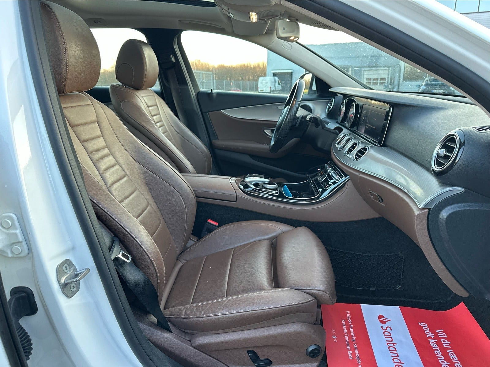 Hvid Mercedes E220 d fra 2017