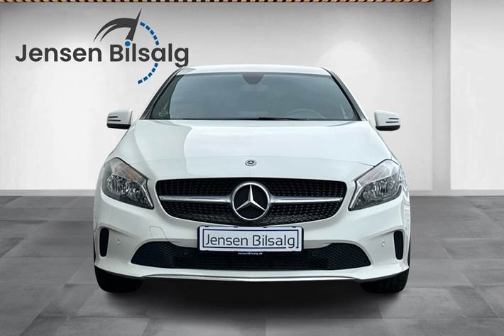 undefined Mercedes A180 d fra 2018