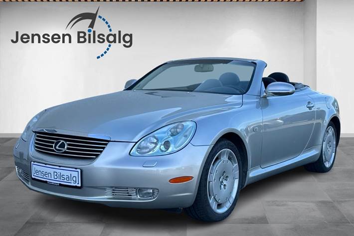 Orange Lexus SC430 fra 2001
