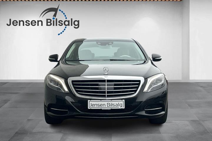 Sort Mercedes S350 fra 2014