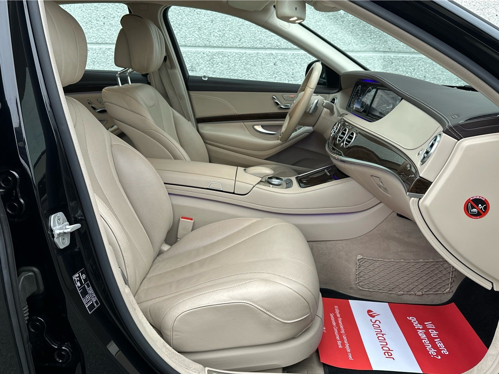 Sort Mercedes S350 fra 2014