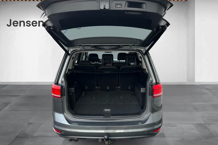undefined VW Touran fra 2020