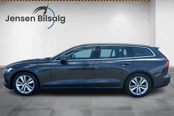 Brun Volvo V60 fra 2020