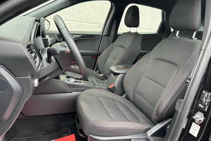 undefined Ford Kuga fra 2020