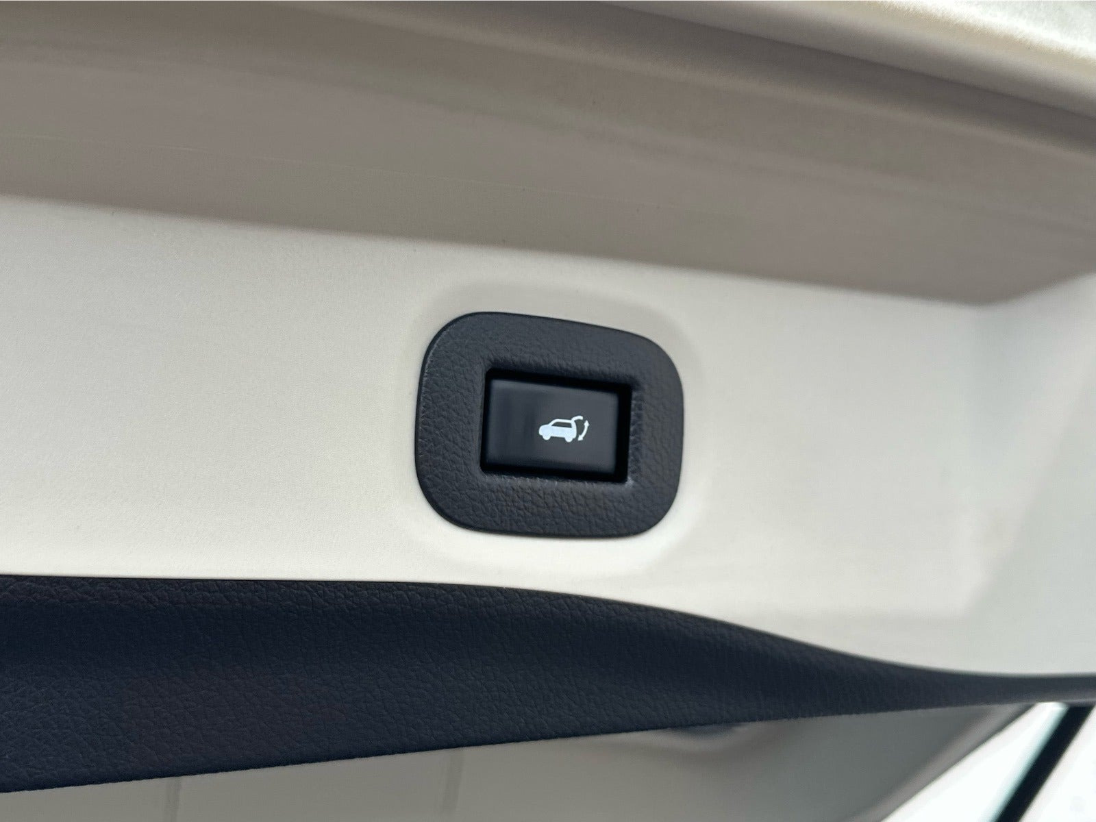 undefined Nissan X-Trail fra 2016