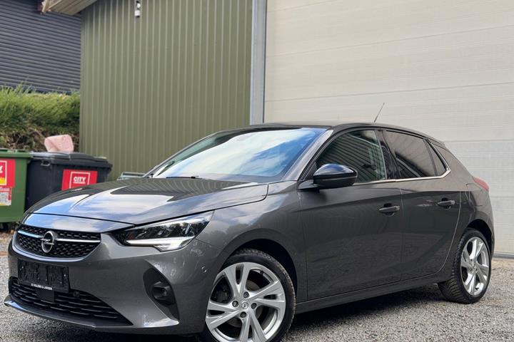 Grå Opel Corsa fra 2020