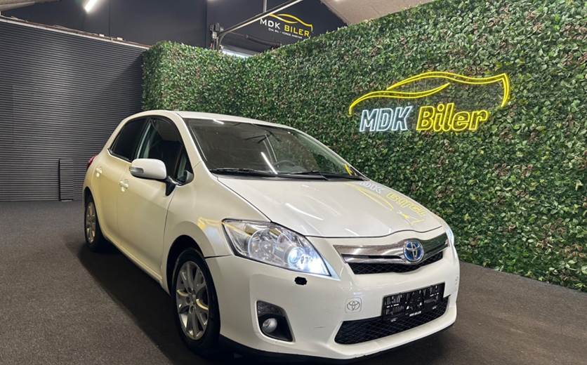 Toyota Auris 1,8 Hybrid
