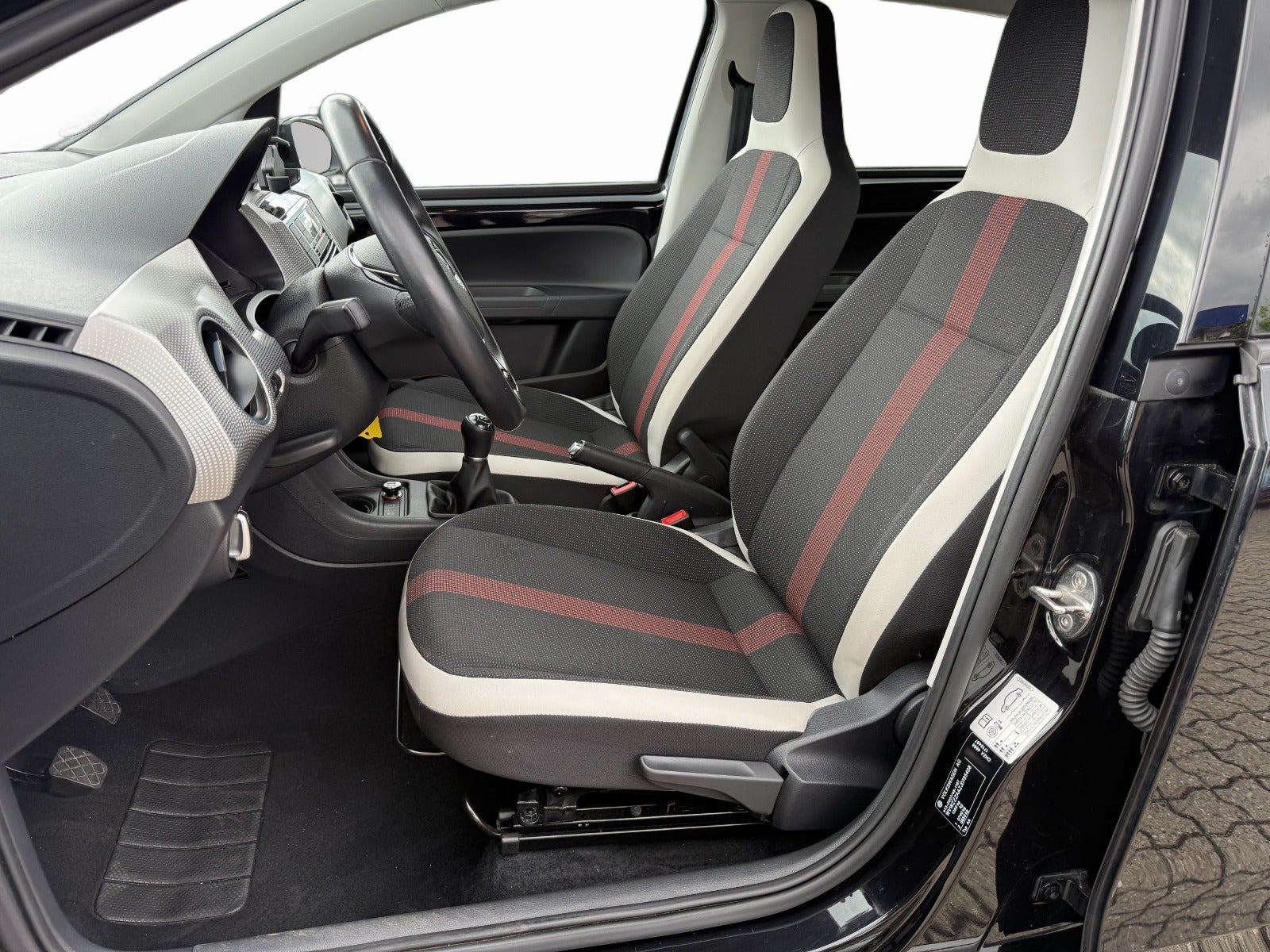 Sort VW UP! fra 2018