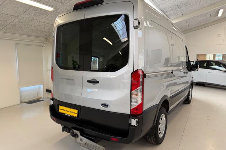 Sølv Ford Transit 350 L2 Van fra 2021