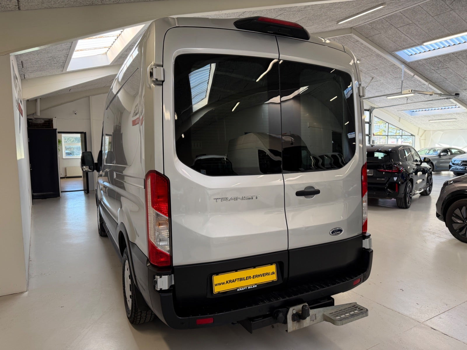 Sølv Ford Transit 350 L2 Van fra 2021