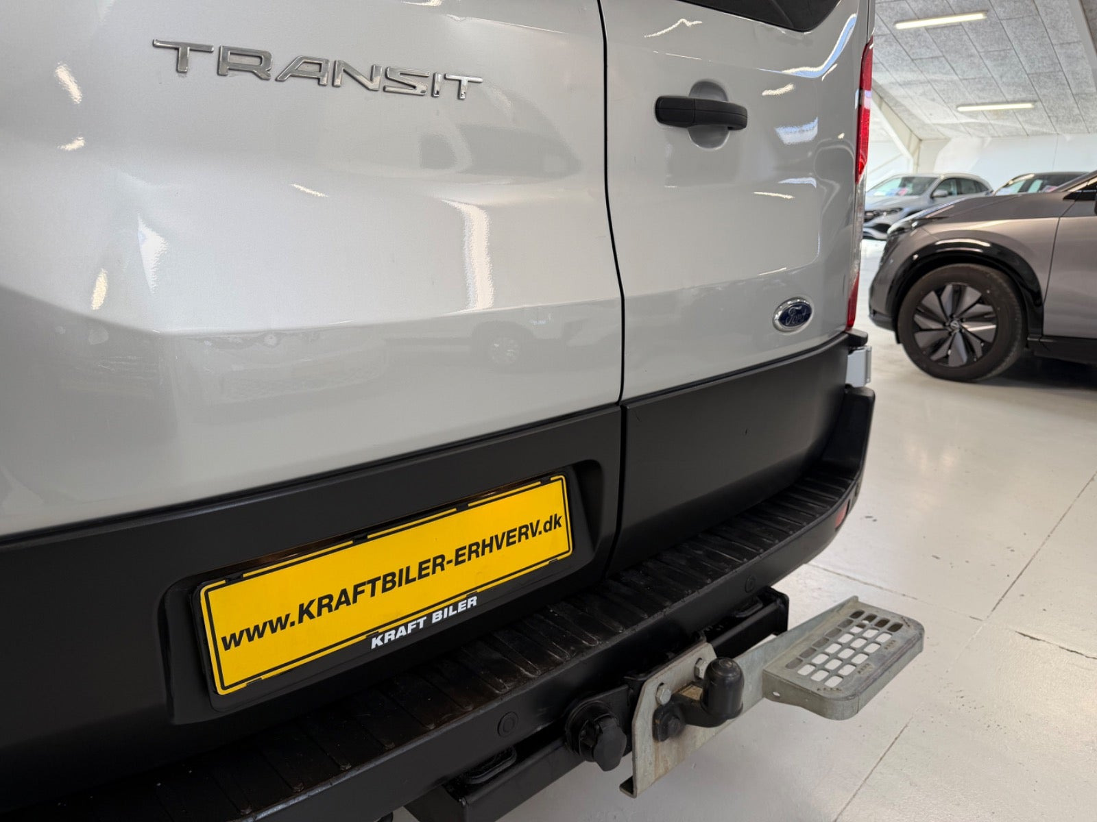 Sølv Ford Transit 350 L2 Van fra 2021