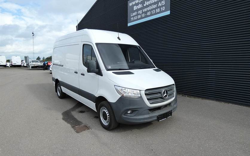 Mercedes Sprinter 319 3,0 CDi A2 Kassevogn aut. RWD