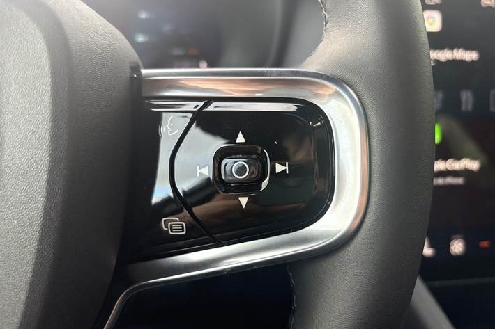 Grå Polestar 2 fra 2025