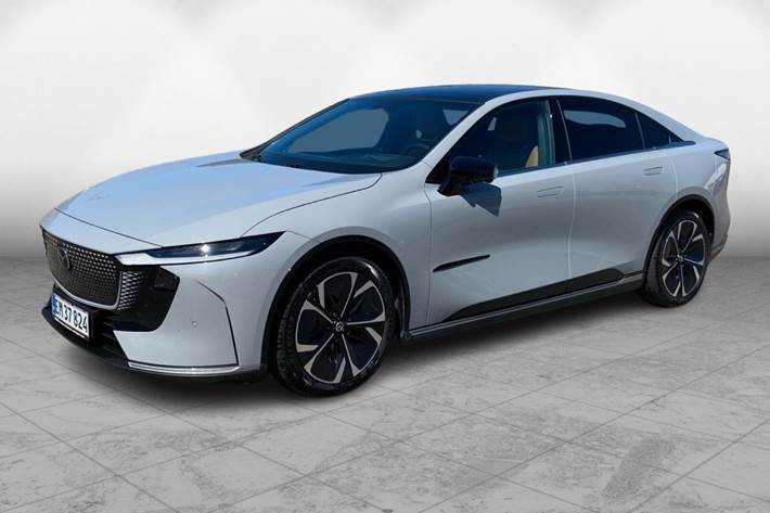 Grå Mazda 6e fra 2025