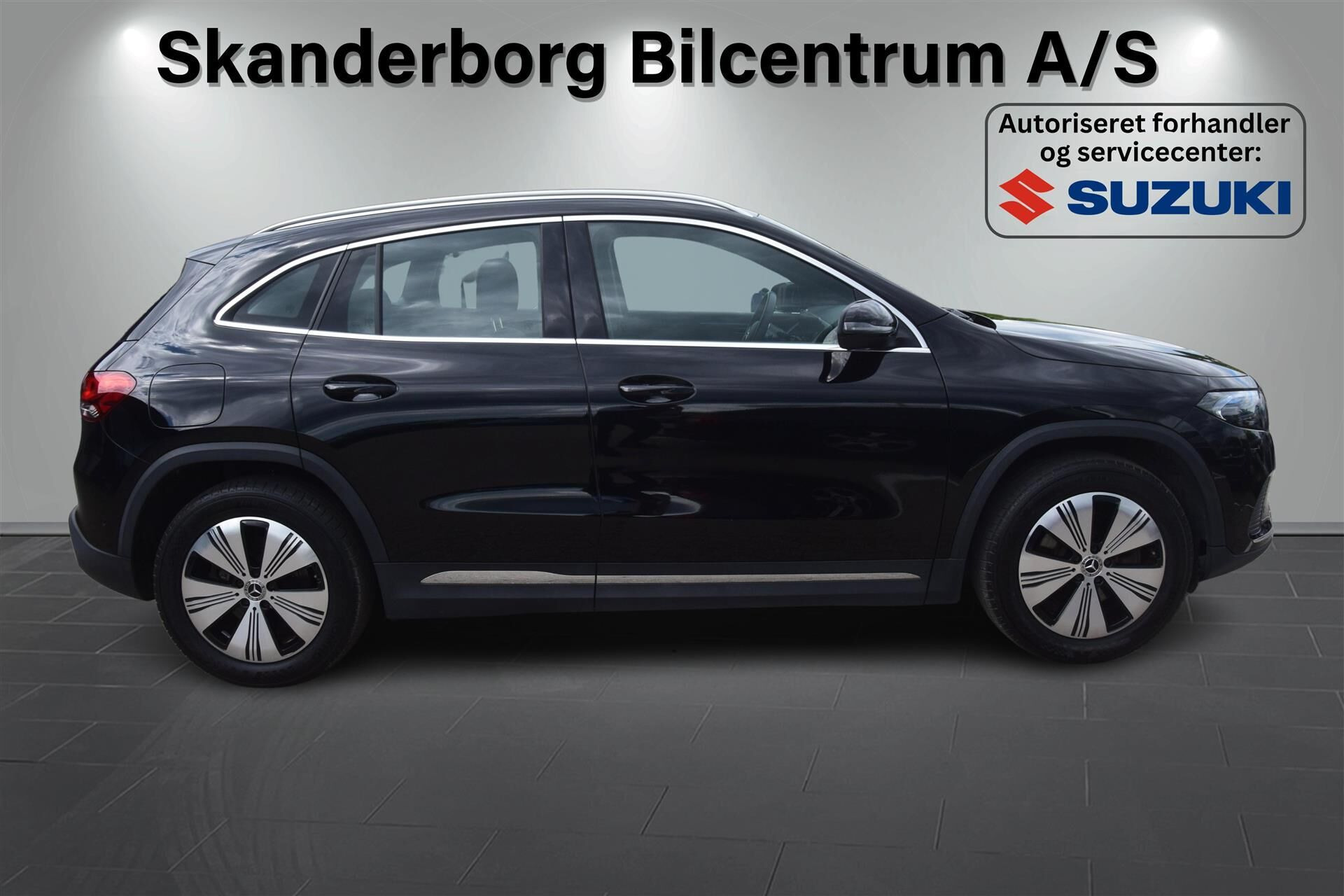 Sort Mercedes EQA 250 fra 2022