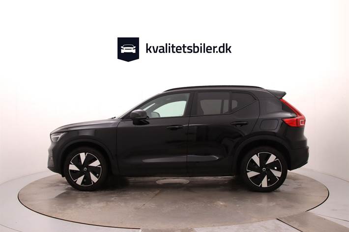 Sort Volvo XC40 fra 2023