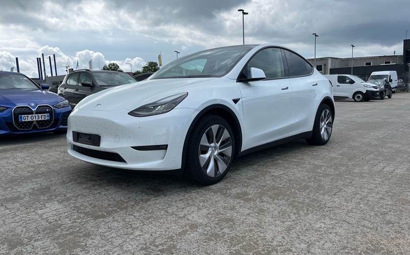 Tesla Model Y EL Long Range AWD 514HK 5d Aut.