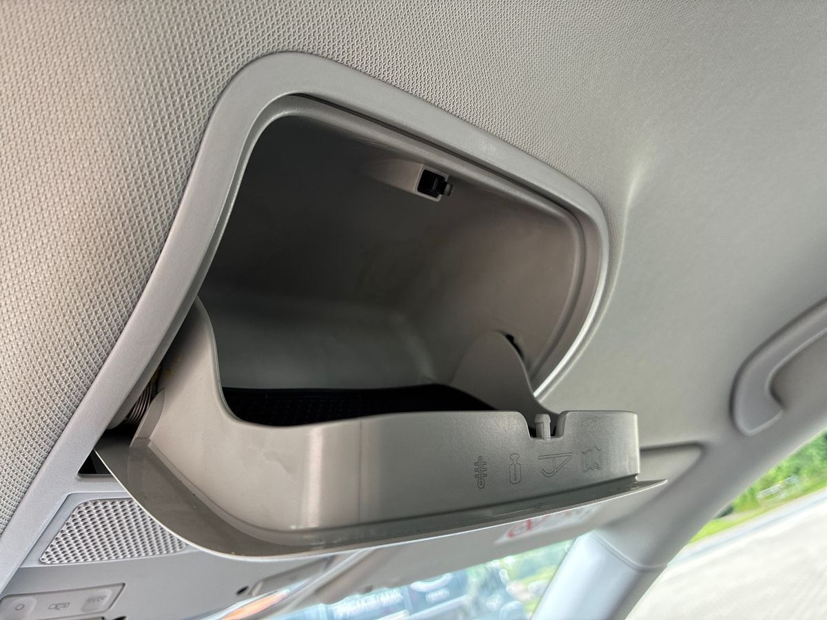 Grå Skoda Octavia fra 2018
