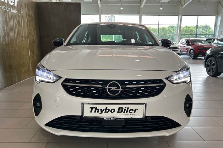 Hvid Opel Corsa-e fra 2023