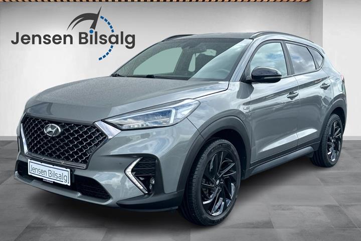 Sort Hyundai Tucson fra 2020 set udefra