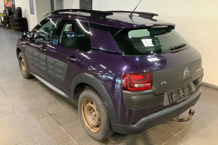 Lilla Citroën C4 Cactus fra 2015