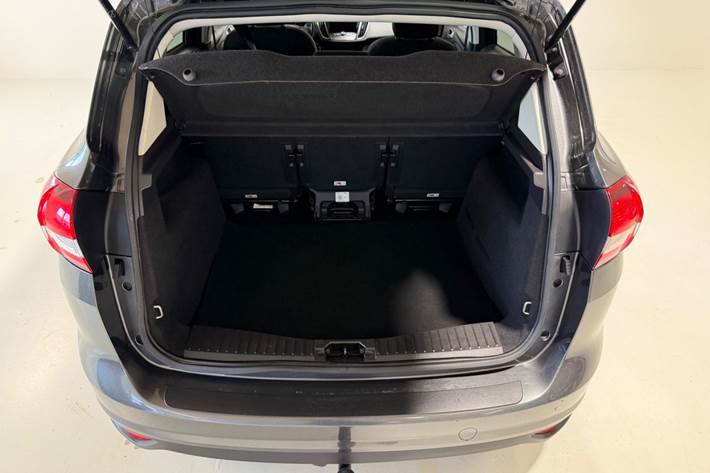 Grå Ford C-MAX fra 2018