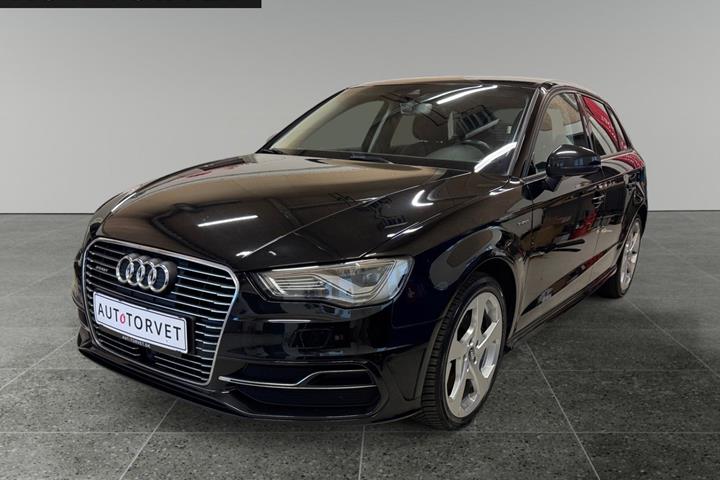 Sort Audi A3 fra 2016 set udefra