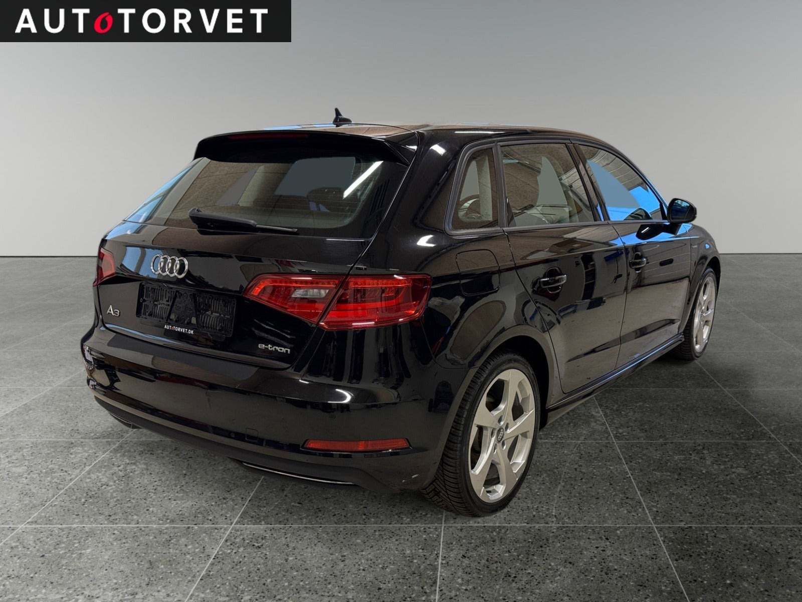 Sort Audi A3 fra 2016