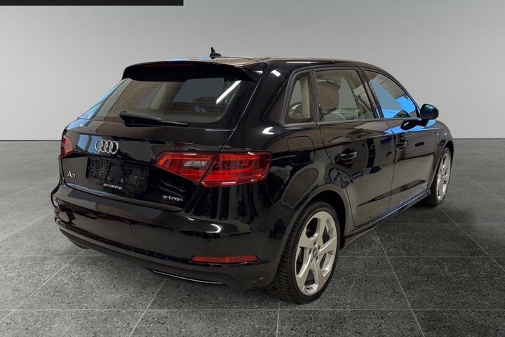 Sort Audi A3 fra 2016