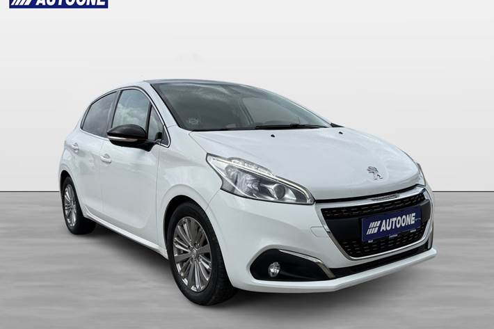 Hvid Peugeot 208 fra 2019